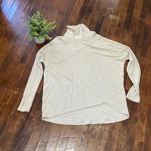 Turtle Neck Multistitched Long Sleeve Top